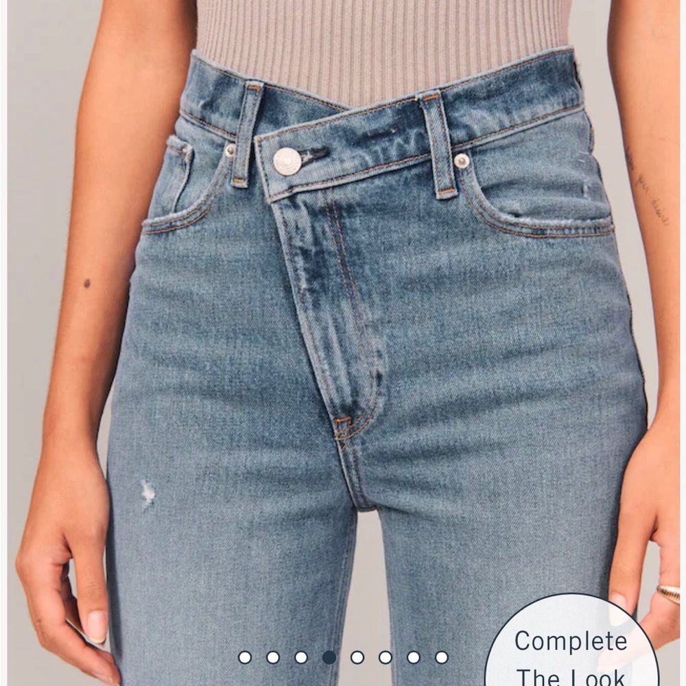 Abercrombie asymmetrical button jeans